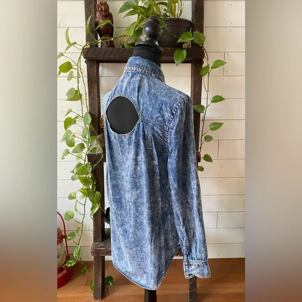 Mudd: Blue Washed Denim Button Down Shirt - Picture 17 of 17